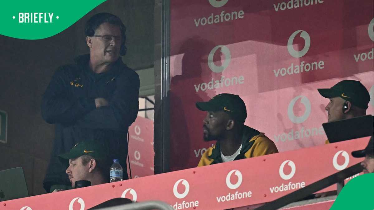 Rassie Erasmus’ daughter Carli debuts bold blonde hairstyle on Instagram