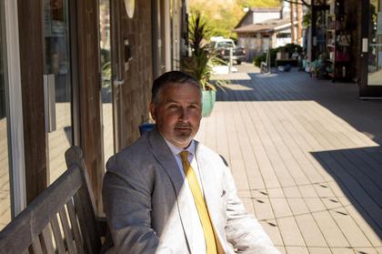 Coastal Oregon lawmaker switches party affiliation, registering as Democrat