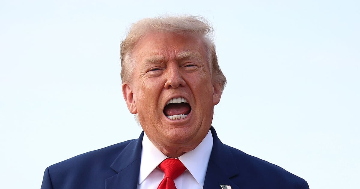 Trump’s War Crisis Explodes as His Plan Unravels