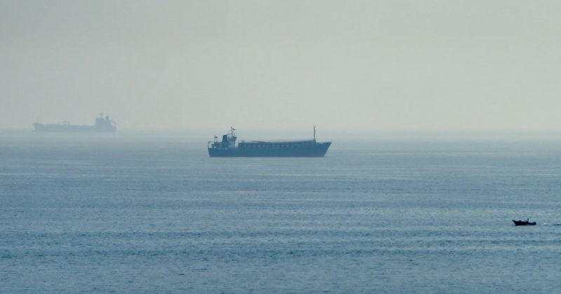 Trump asserts US has “total control” over Hormuz Strait amid Iran tensions