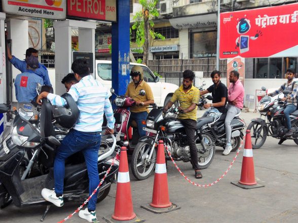 Business News | Government Hikes Windfall Tax on Diesel Exports to Rs 25.5 Per Litre, Increases Export Duty on ATF, Petrol Also