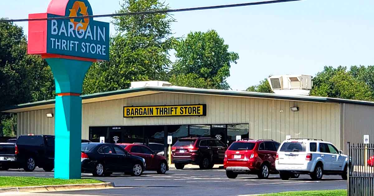 The Massive Thrift Store In Oklahoma Where Your Bargain-Hunting Dreams Come True