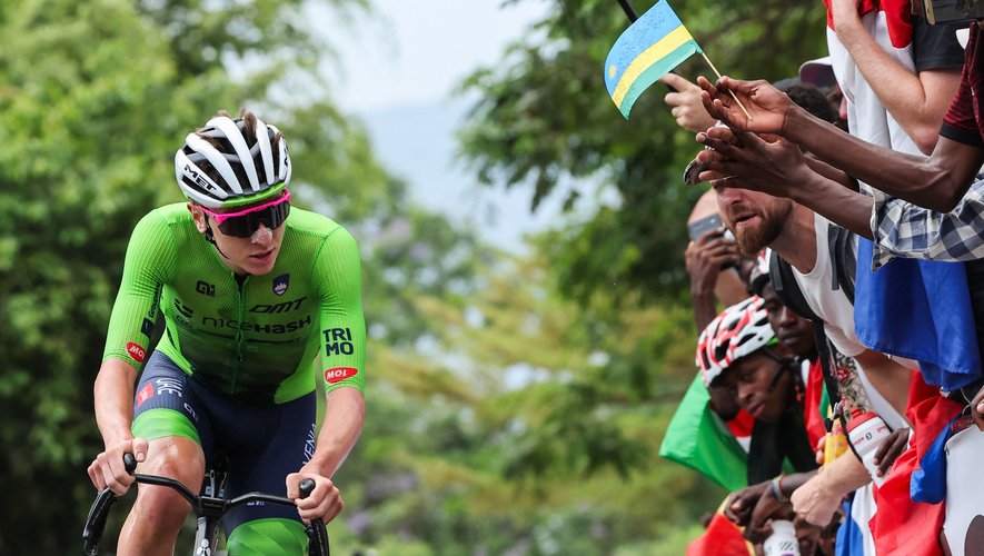 VIDEO. Mondiaux de cyclisme : Tadej Pogacar encore seul au monde ! Le Slovène star sacré champion du monde pour la deuxième année d’affilée