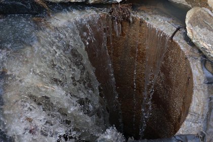 300 Million Gallons Of Poop Water Spill Into The Potomac River