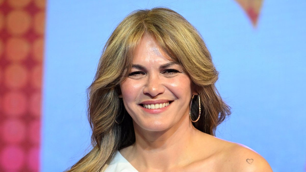Fabiola Martínez emociona al mostrar la especial conexión entre su hijo Kike y su perro Draco: "Cuida de él cuando le dan crisis"