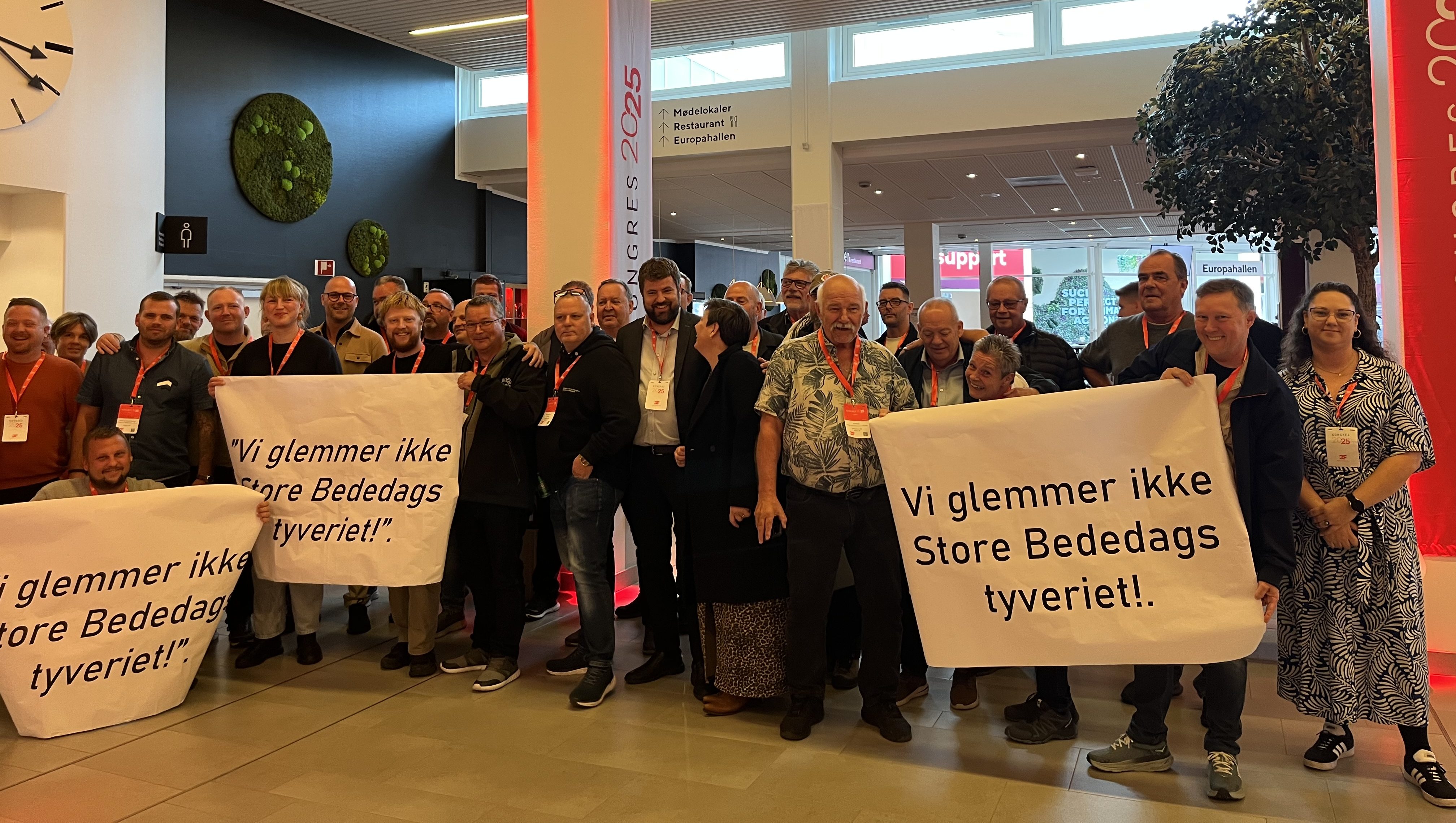 Mette Frederiksen fik blandet modtagelse på 3F kongres