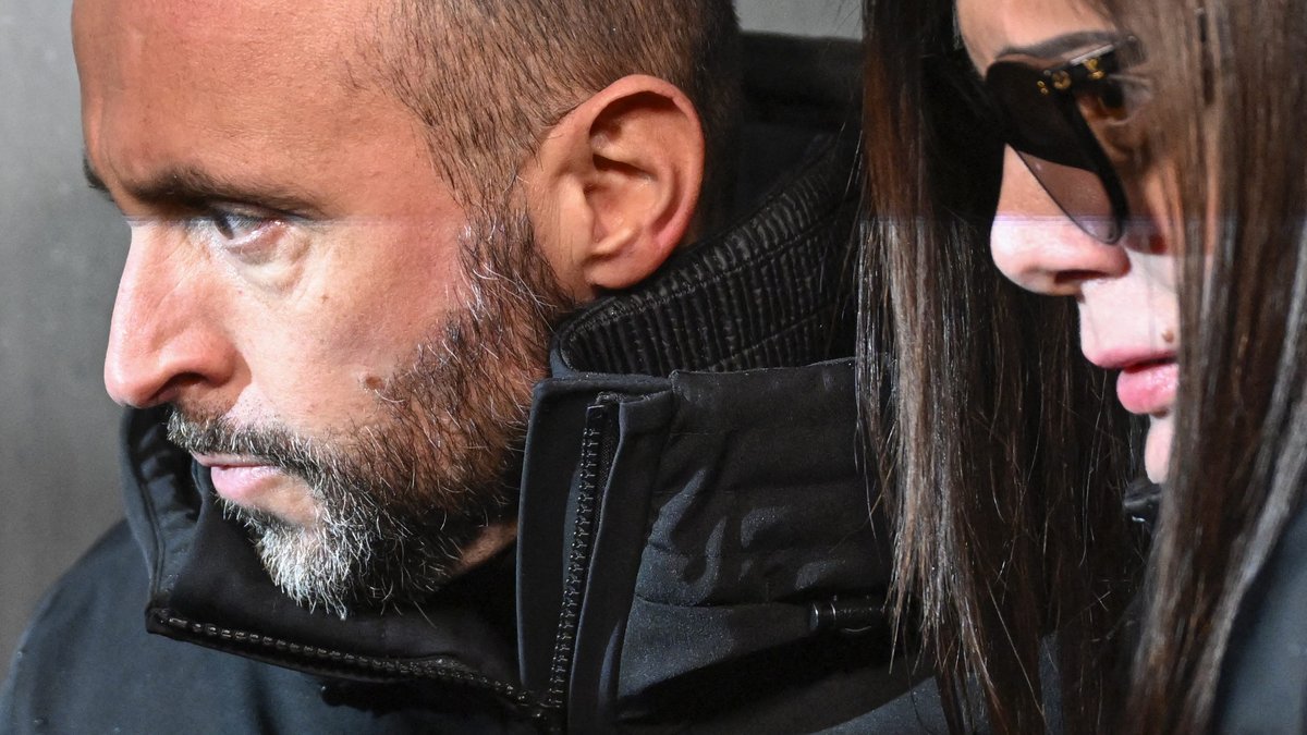 Incendie de Crans-Montana : un mois après le drame, Jacques et Jessica Moretti, un couple et des zones d’ombre au cœur de l’enquête
