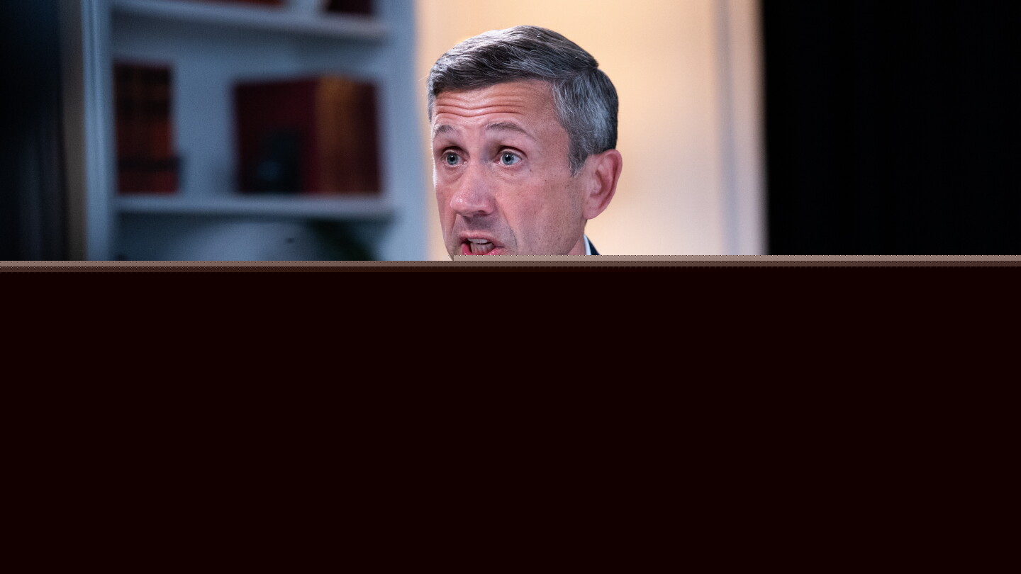 The DNC Lost Nearly $29,000 to an Email Scammer Posing as Ken Martin