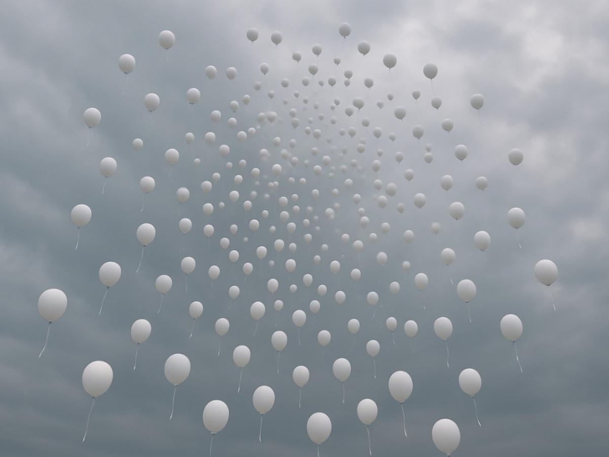 Ukraine Deploys 'Terrorist Balloons' in Large Drone Attack on Russian Regions