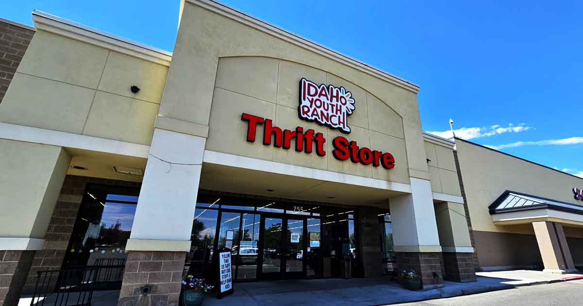 The Enormous Thrift Store In Idaho Where Every Day Feels Like Black Friday