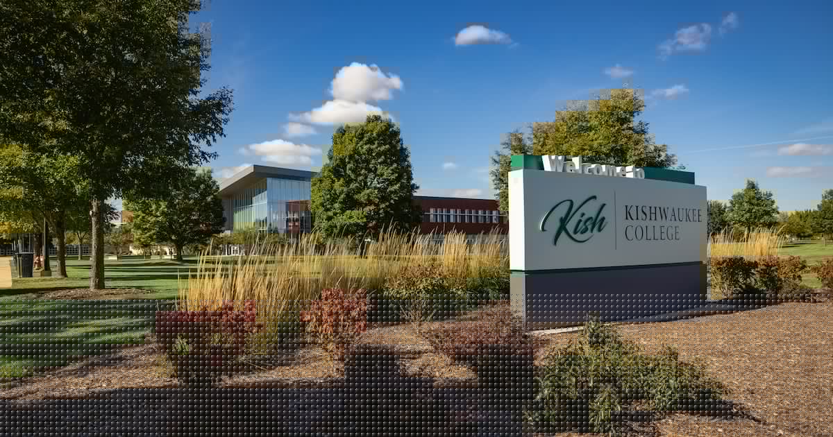 Kish Foundation creates STEM scholarship through Constellation Energy grant