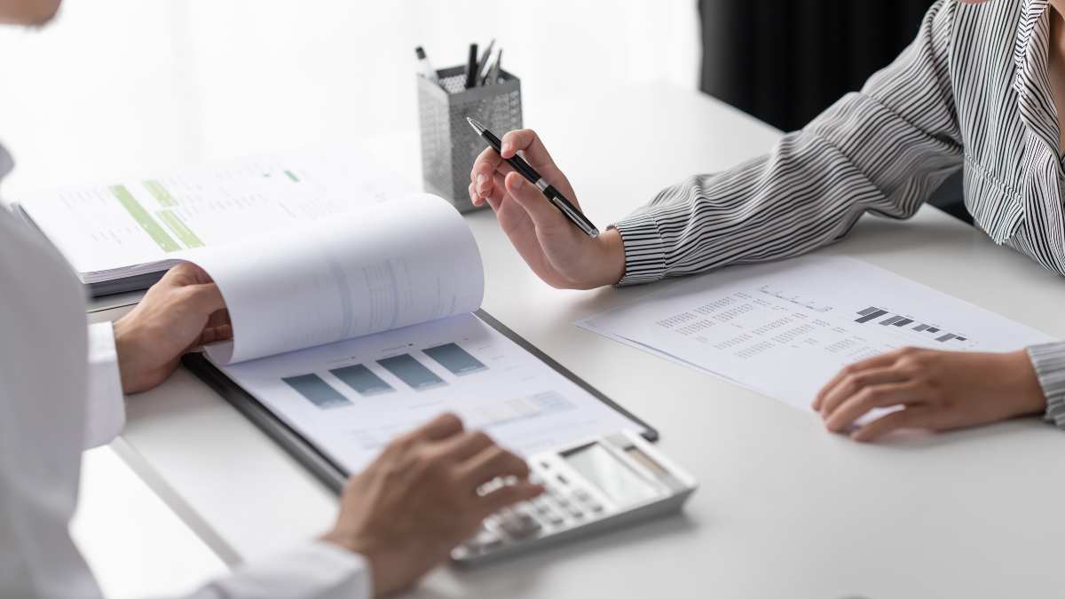 HMRC trainee awarded £155k after staff ‘colluded’ against him