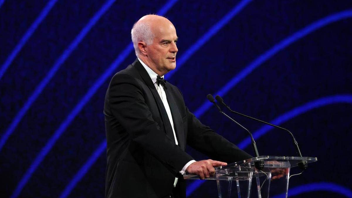 AFL chairman Craig Drummond apologises over Geelong Cats concussion case