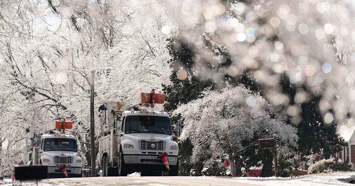 Situation in South Grows More Dire With Icy Roads, Outages