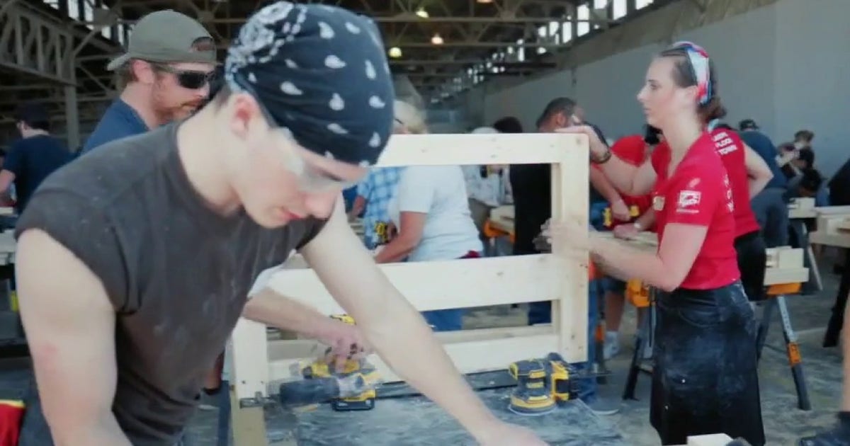 Racine, Kenosha volunteers build 328 beds for children in need