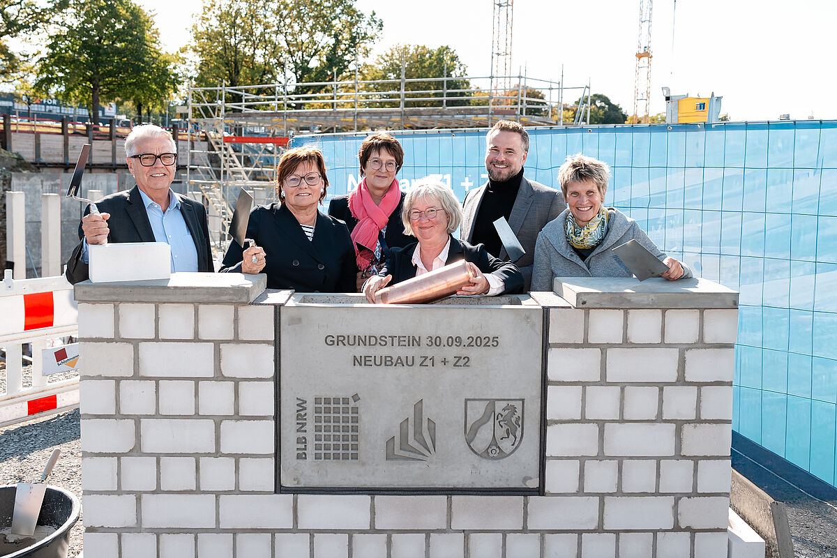 BLB NRW feiert Grundsteinlegung: Universität Paderborn bekommt hochmoderne Neubauten