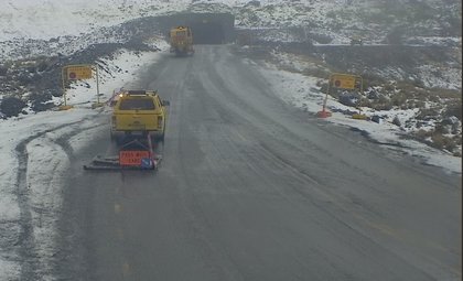Snow, rain heightens Milford Rd avalanche risk