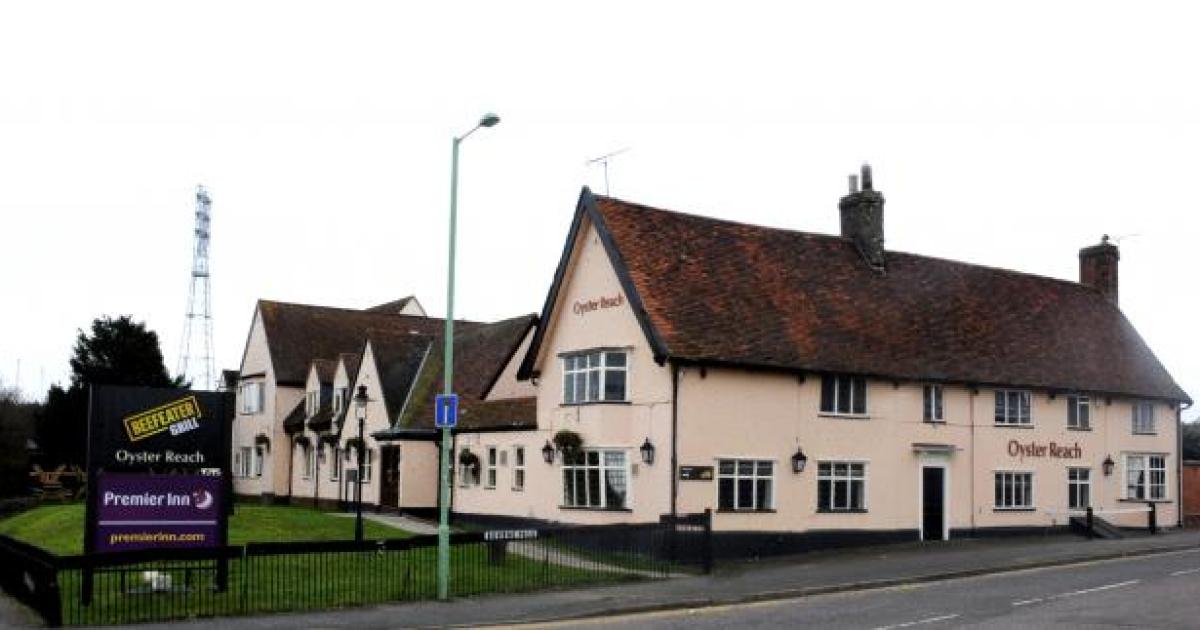 Ipswich readers split over Oyster Reach Beefeater pub closure