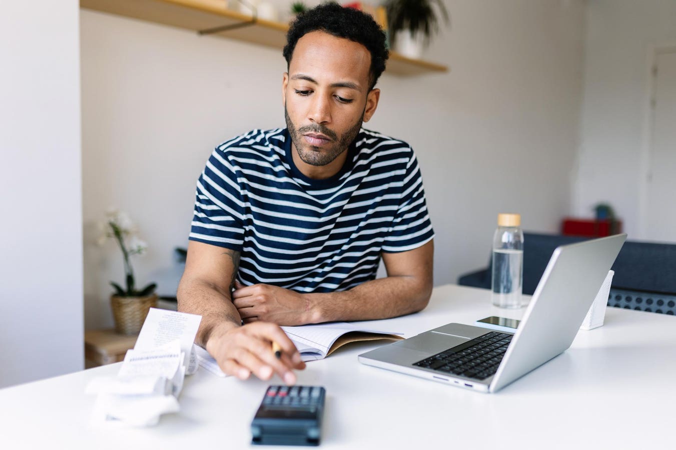 What Is A K-Shaped Economy And How It Can Affect Your Financial Future