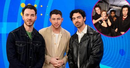 Sum 41 Joins the Jonas Brothers for 'In Too Deep' at Seattle Concert