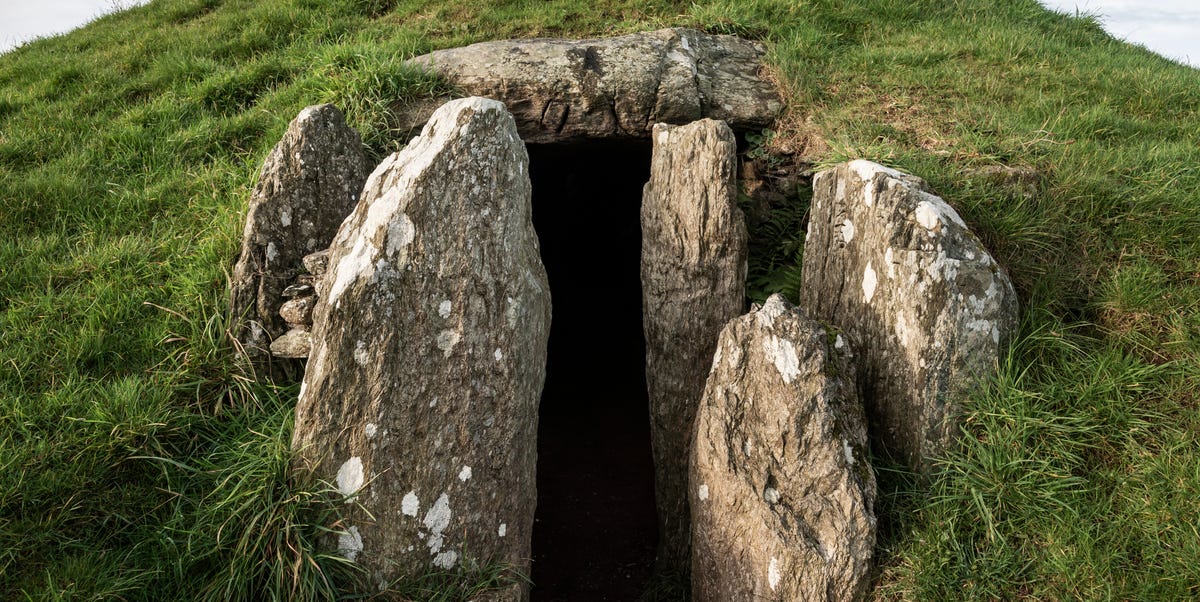 Archaeologists Discovered a 5,000-Year-Old Tomb Filled to the Brim With Ancient Treasures