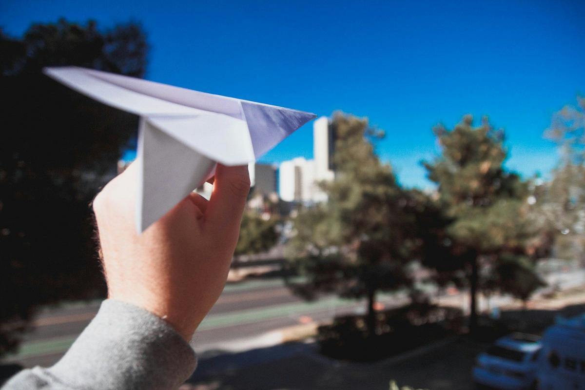 Tyler Host’s Guinness World Record Paper Airplane Challenge