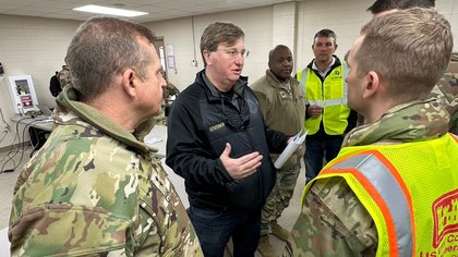 Governor: Winter storm death toll up to 14, progress being made on response