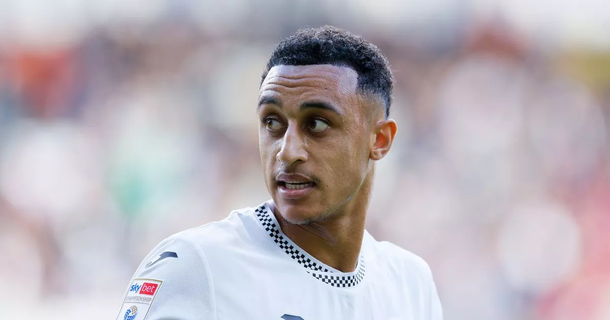 Celtic and Ireland legend’s view on Adam Idah exit as Corkman opens Swansea account