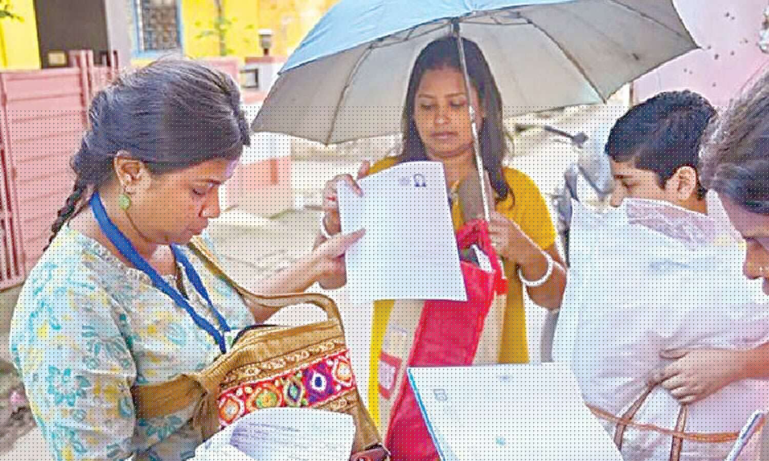SIR must not cause unbearable burden on teachers, EC told