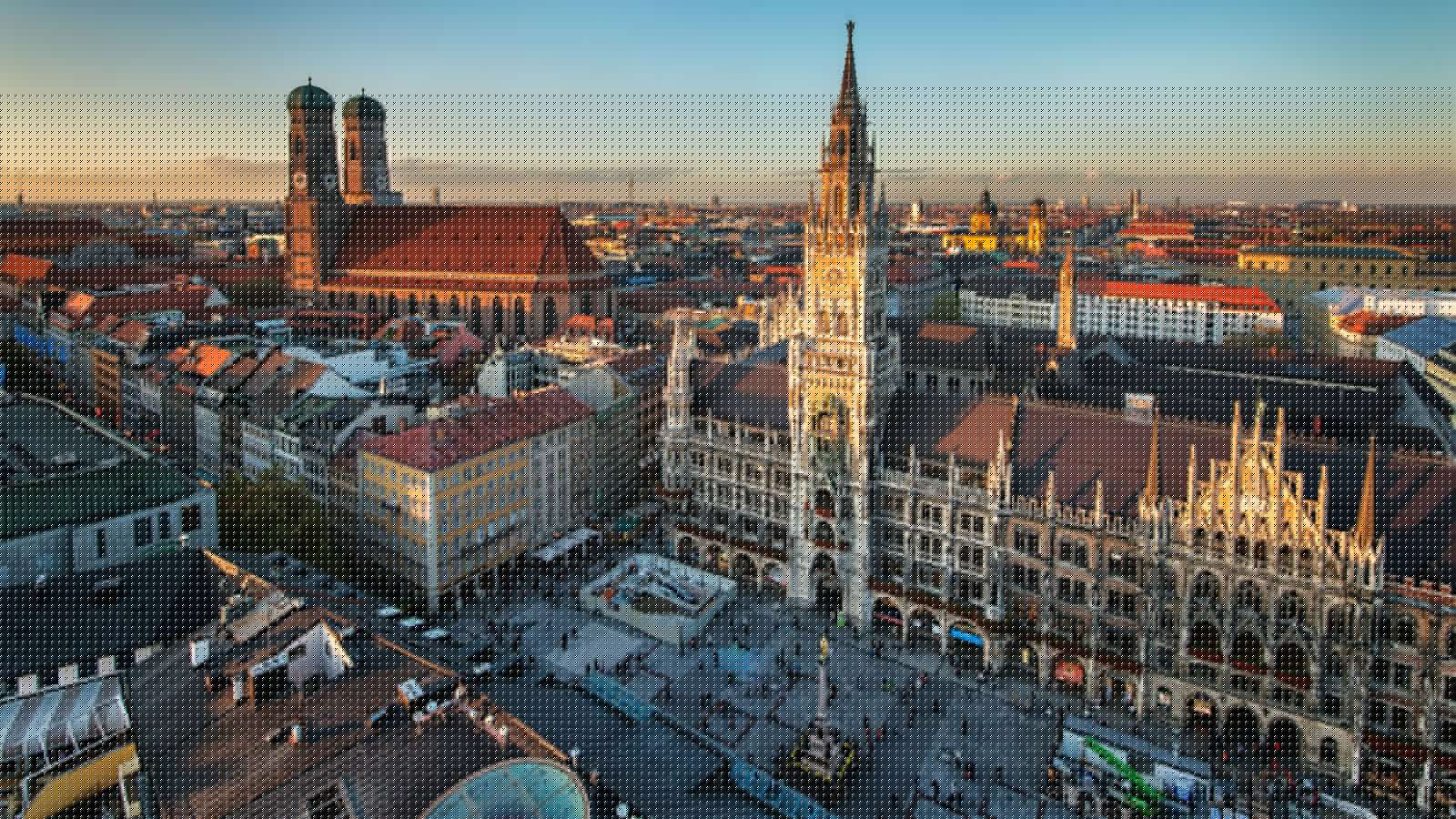 Flug­vellinum í München lokað vegna drónaumferðar