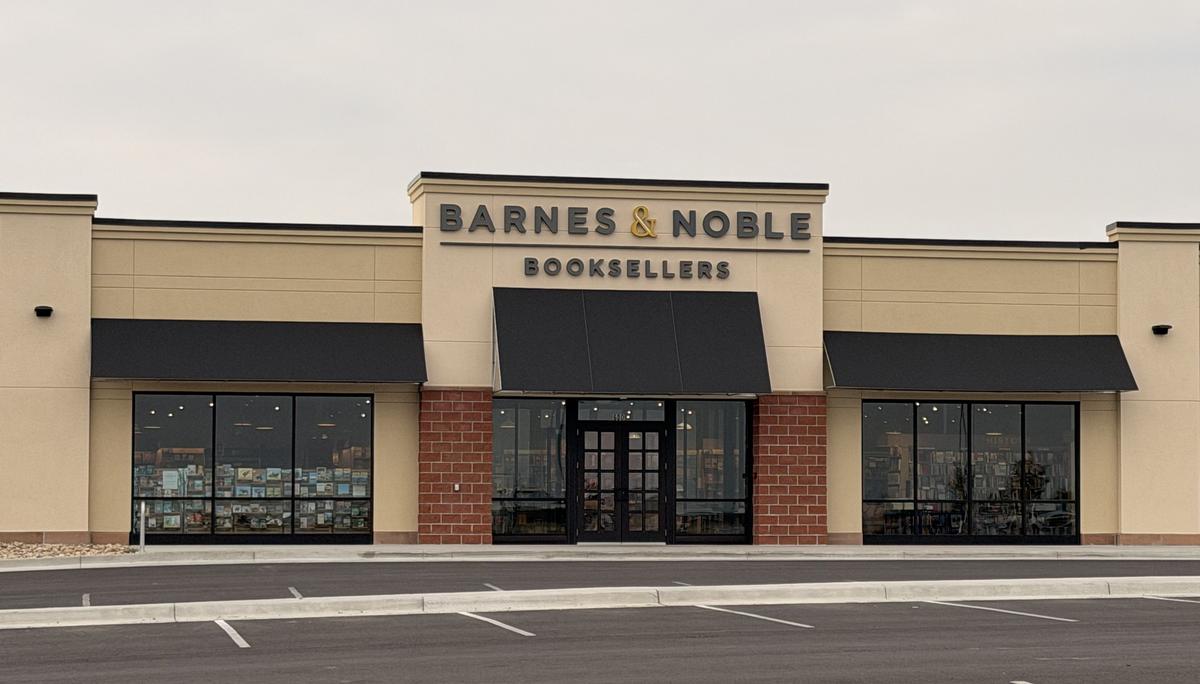 Craig Johnson Is Coming To Casper’s Barnes And Noble Opening