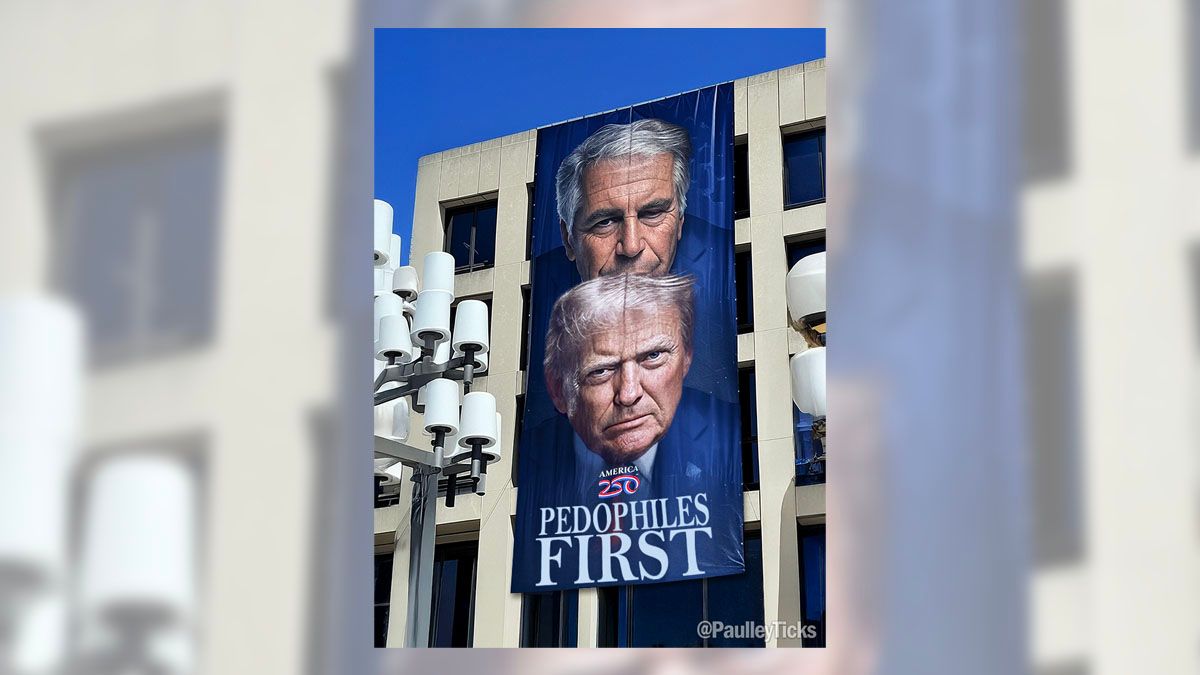 Antifa activists didn't vandalize Trump banner on Department of Labor building