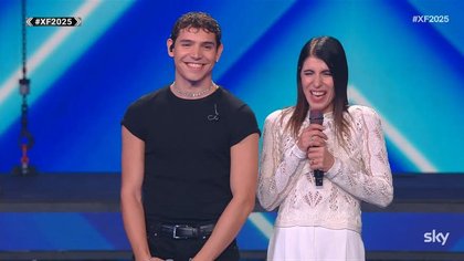 Da X-Factor ai concerti, ecco come sta cambiando il modello di cantante