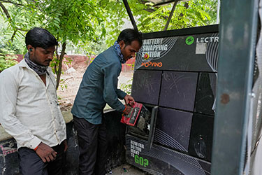 India's capital part of aggressive electric vehicle targets in bid to curb air pollution