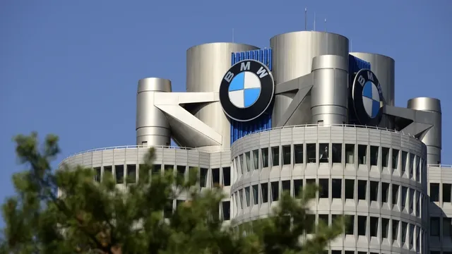 Duizenden ontslagen bij BMW: bestaat er over 50 jaar nog een Europese auto-industrie?
