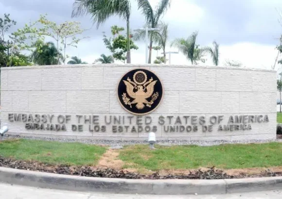 U.S. Embassy in Dominican Republic ranks second worldwide for immigrant visa processing