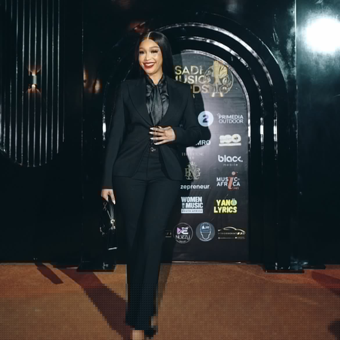 Minnie Dlamini Wins Big at  Basadi in Music Awards