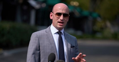 Stephen Miller backtracks on Alex Pretti killing after calling shooting victim an 'assassin'