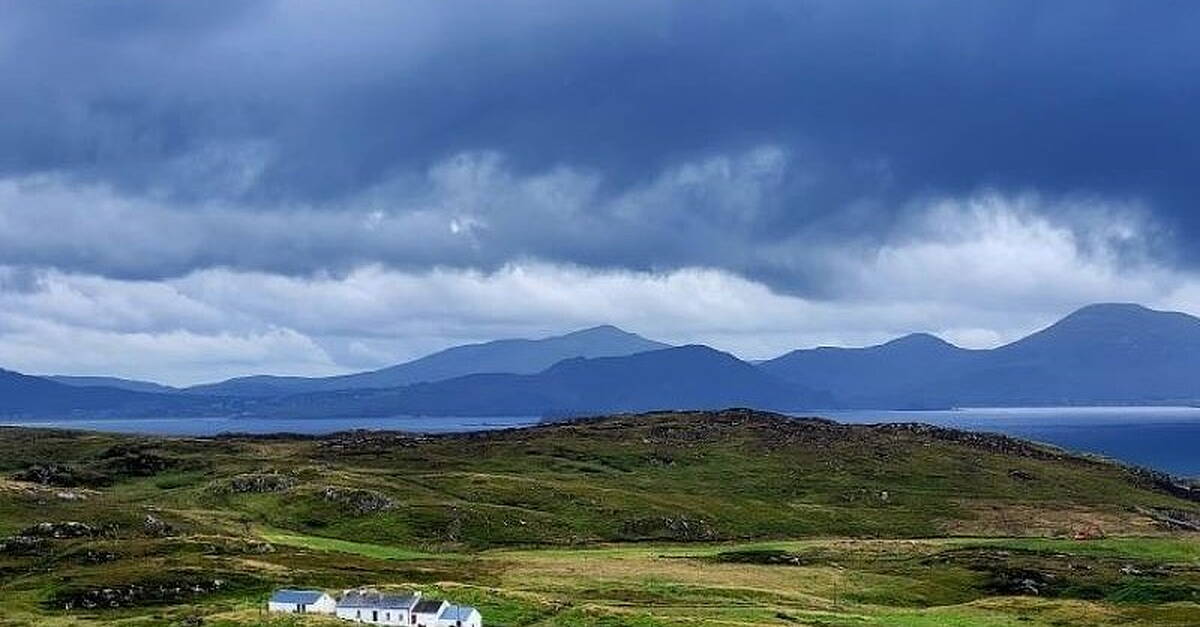 Cloudy and wet today with highs of 17 to 23 degrees