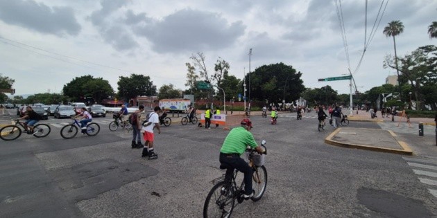 Usuarios identifican riesgos en la Vía RecreActiva; emiten recomendaciones para disfrutarla con seguridad