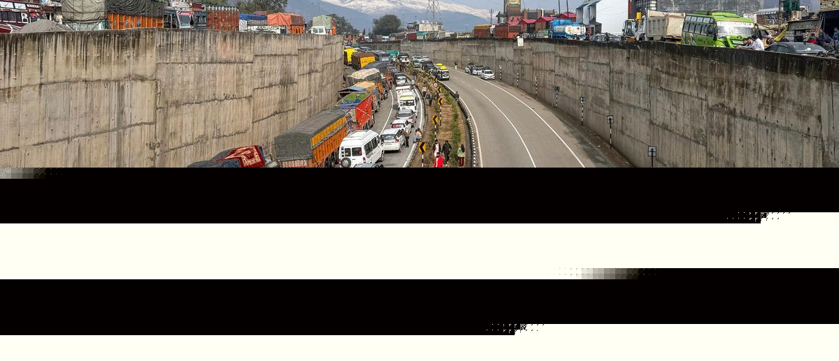 NH-44 Remains Closed For Traffic, Restoration Work Underway Between Udhampur And Banihal