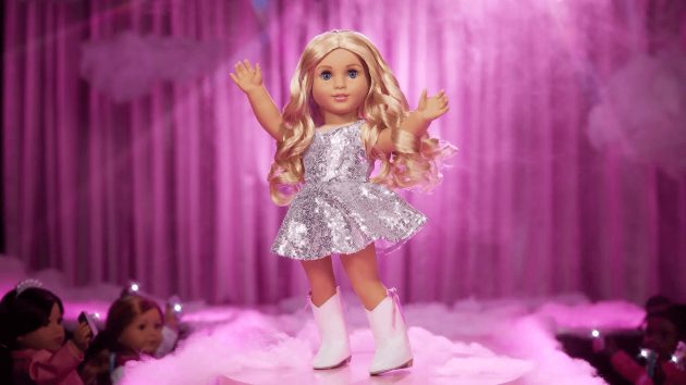 XXX’s and OOO’s: Megan Moroney’s an American Girl, y’all