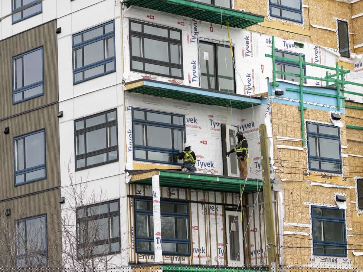 Lorne Gunter: Alberta leads the way in employment, housing
