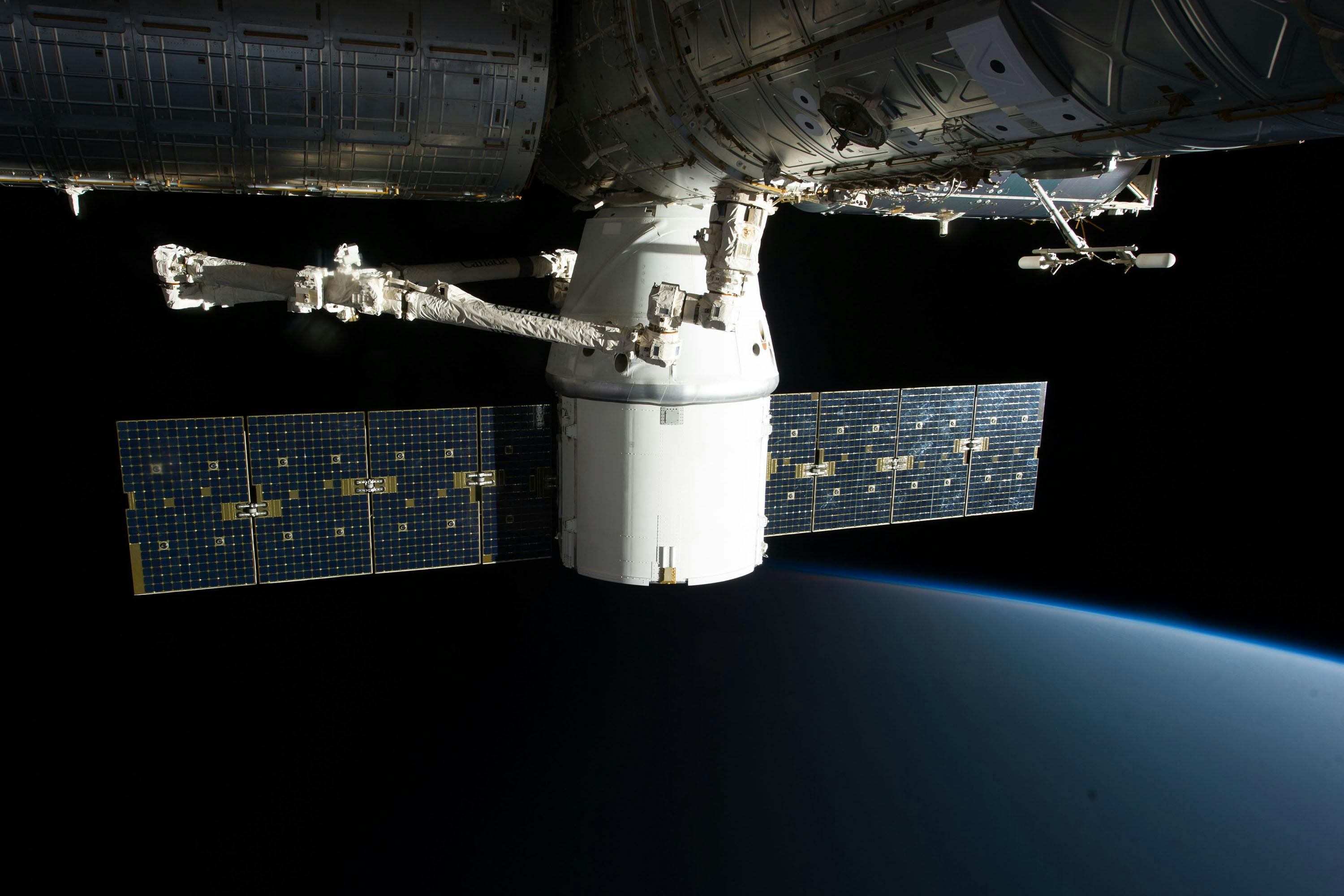 Jim Cramer Is Telling Investors to Accumulate SpaceX for the Long Term