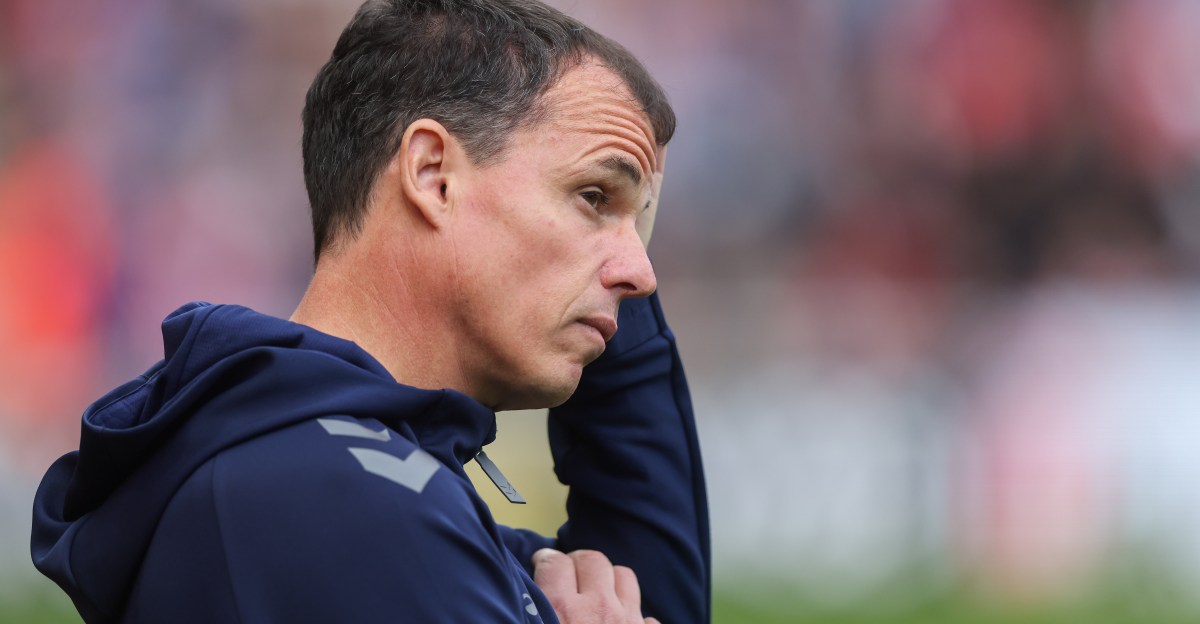 Starting XI: Is this the Sunderland team to take on Manchester United today?