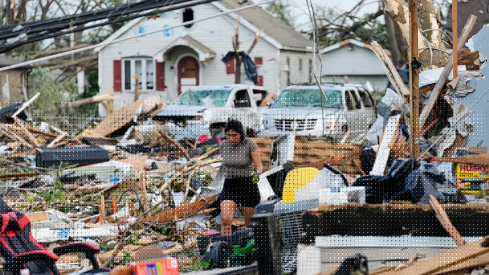 ‘Extremely dangerous’ tornado hits northeast Wisconsin