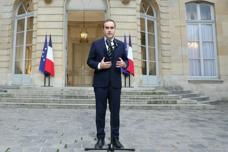Lecornu renonce au 49.3, les oppositions attendent des "ruptures" sur le fond