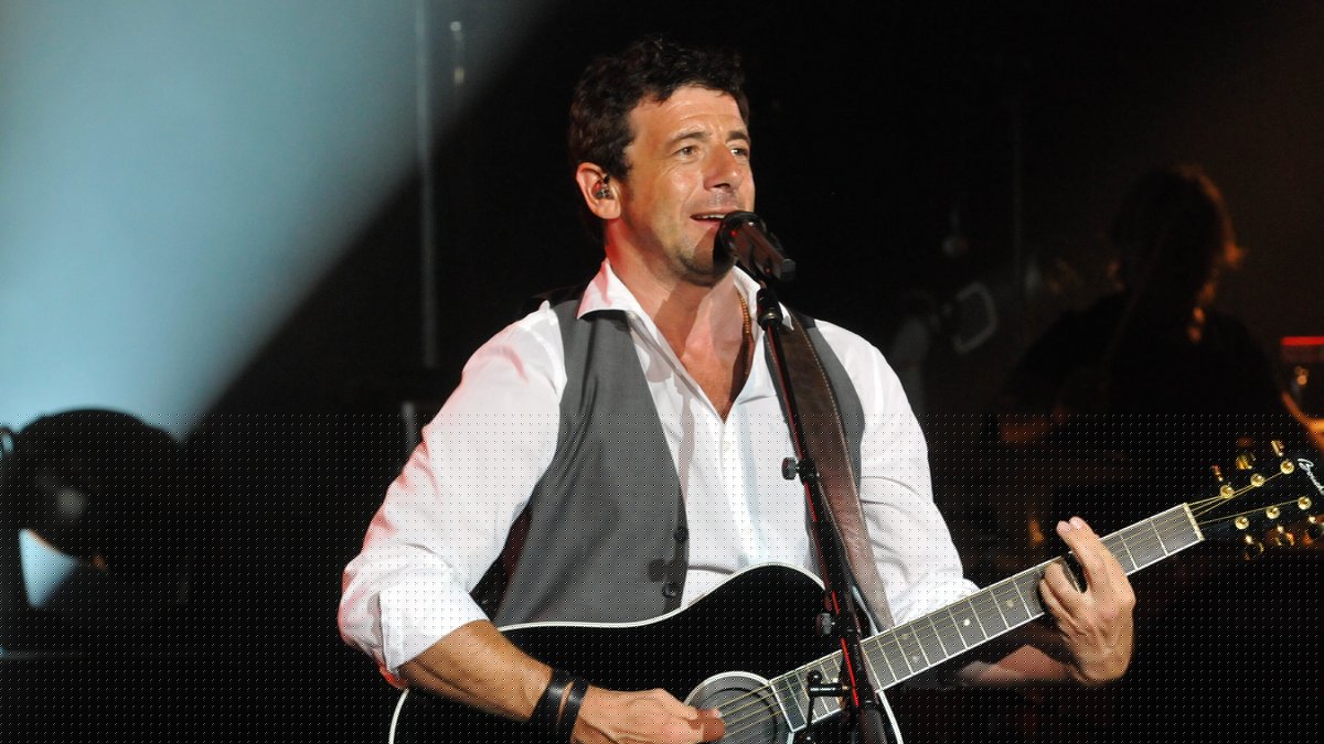 Affaire Patrick Bruel : "J’ai été obligée de le pousser pour que ça s’arrête..." Le témoignage choc de Zoé, qui vient de porter plainte contre le chanteur pour agression sexuelle