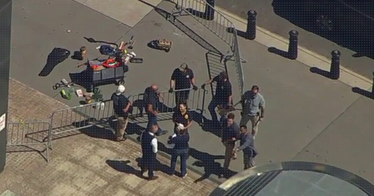 Fireworks explode outside of NYC's immigration court at 26 Federal Plaza; 1 in custody