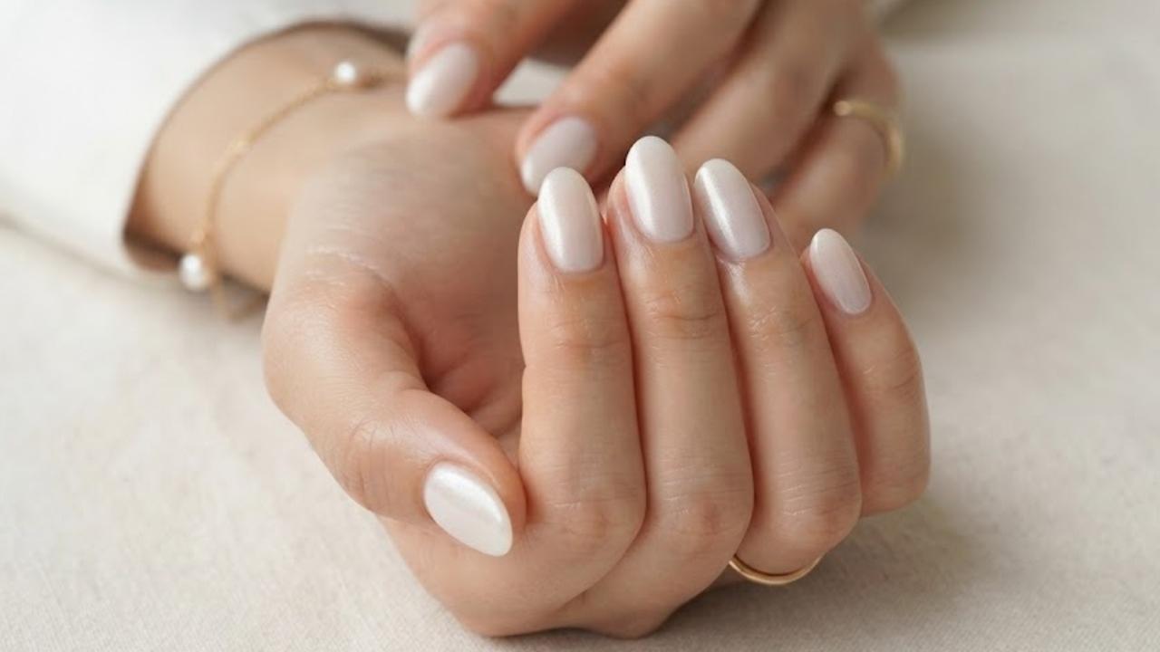Angel Chrome nails replace aggressive mirror finishes for a softer look